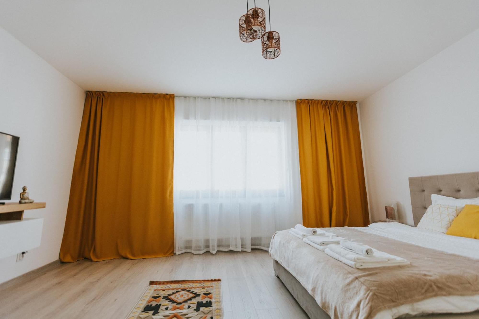 Victoria One Apartments Брашов Экстерьер фото